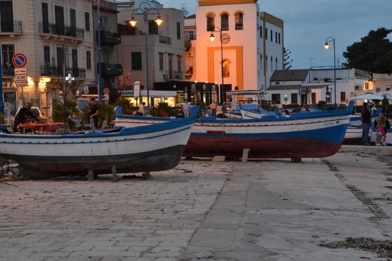 Mondello Good Vibes Apartment ภายนอก รูปภาพ